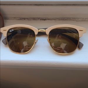 Club master Ray Ban’s